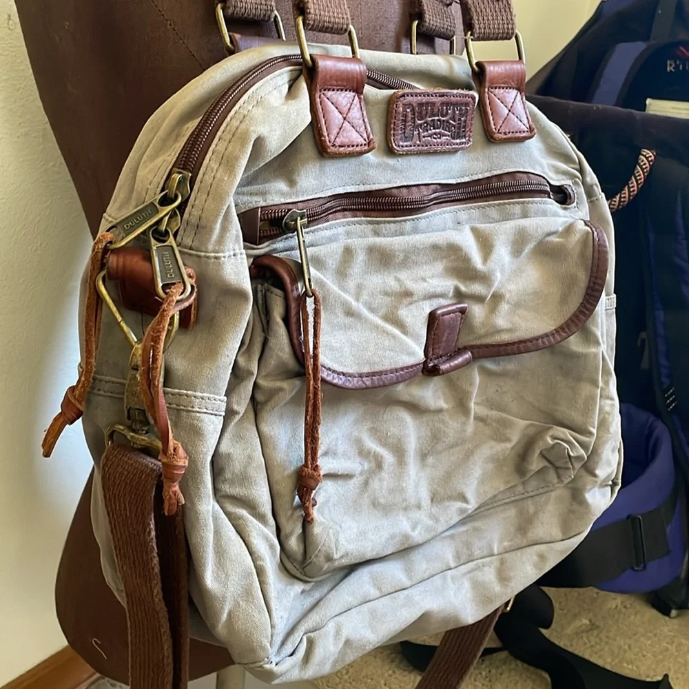 Duluth Trading Co Leather and Canvas Messenger/Laptop Bag